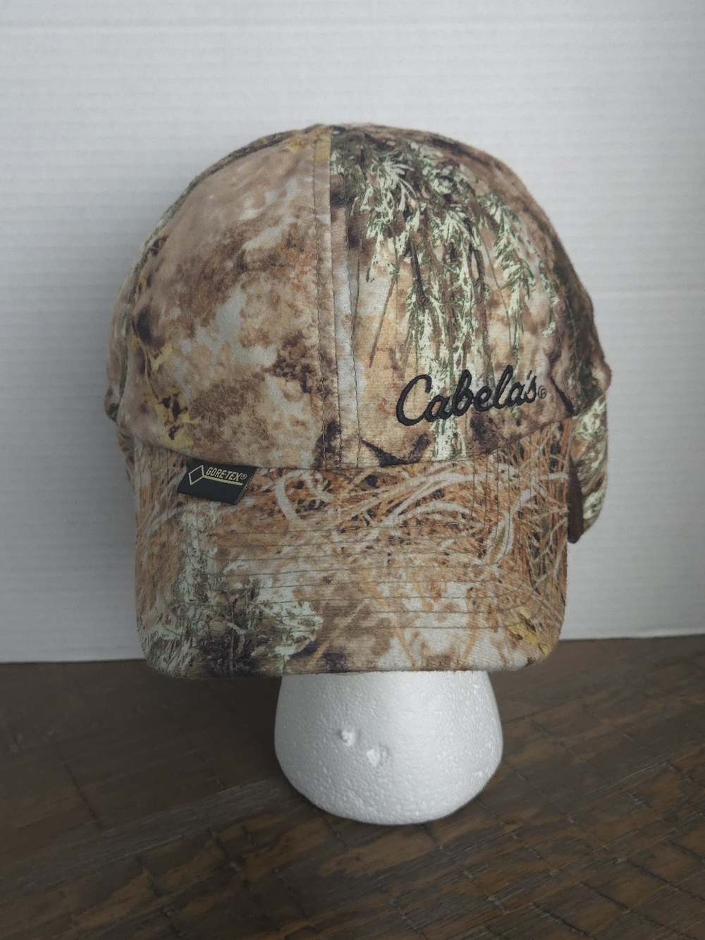 Cabela's Gore-Tex Thinsulate Camo Hunting Winter Hat Flaps L/XL